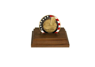 MEDALLION HOLDER FOR COIN